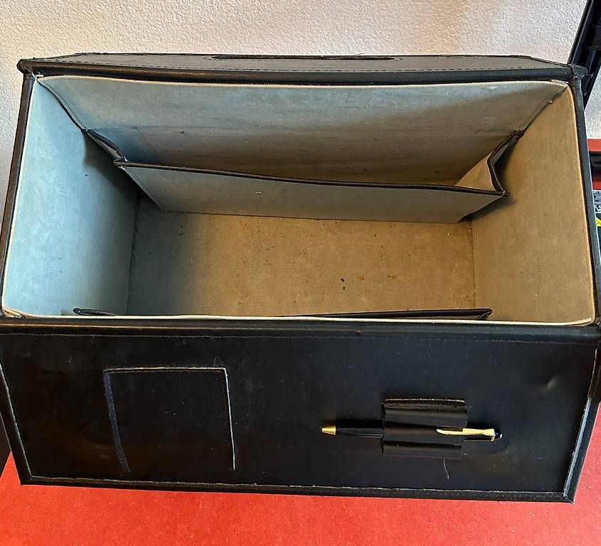 Valigie: Retro-Handgepäck – Usato da Winterthur venduto da ens_n2vr 2