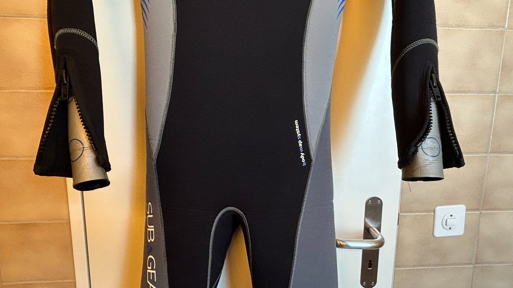 Mute per immersioni: Der taucht was.... – Usato da Wettingen venduto da Travel-Tom 3