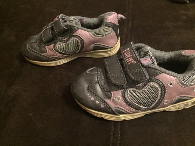 Scarpe per ragazze: Turnschuhe Funny Grösse 24/25 – Usato da Emmen venduto da Aribini 1