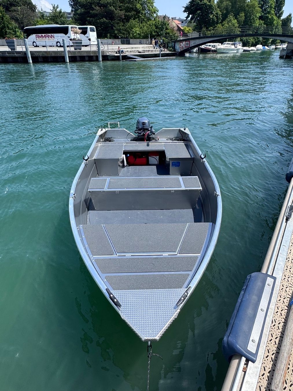 Buster Barche: Buster XS Fischerboot aus Aluminium – Nuovo (secondo la descrizione) da Biel/Bienne venduto da BootszentrumBiel 2