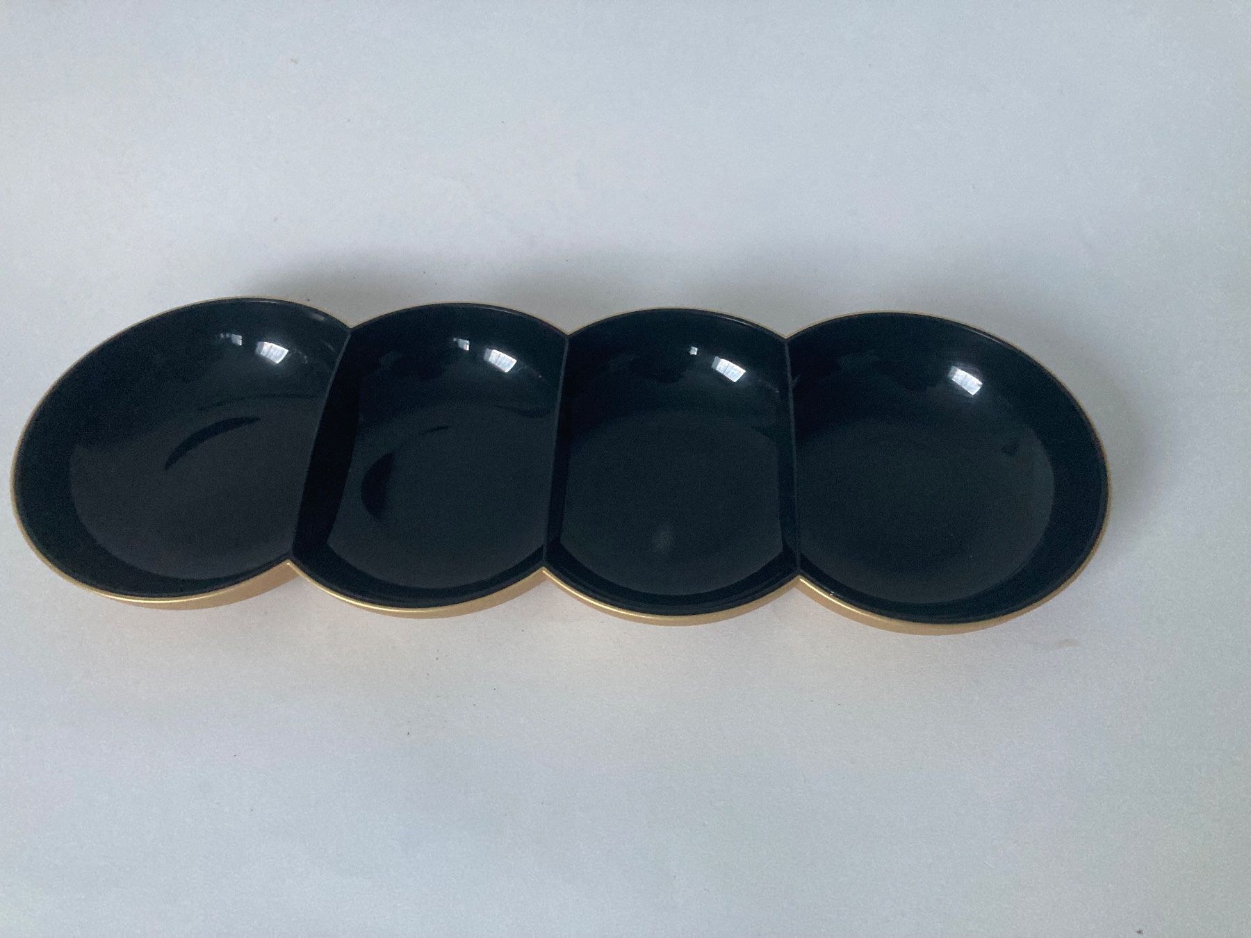 Tupperware Contenitori & Simili: Plat doré Allegra Tupperware – Usato da Frasses venduto da soowoo12