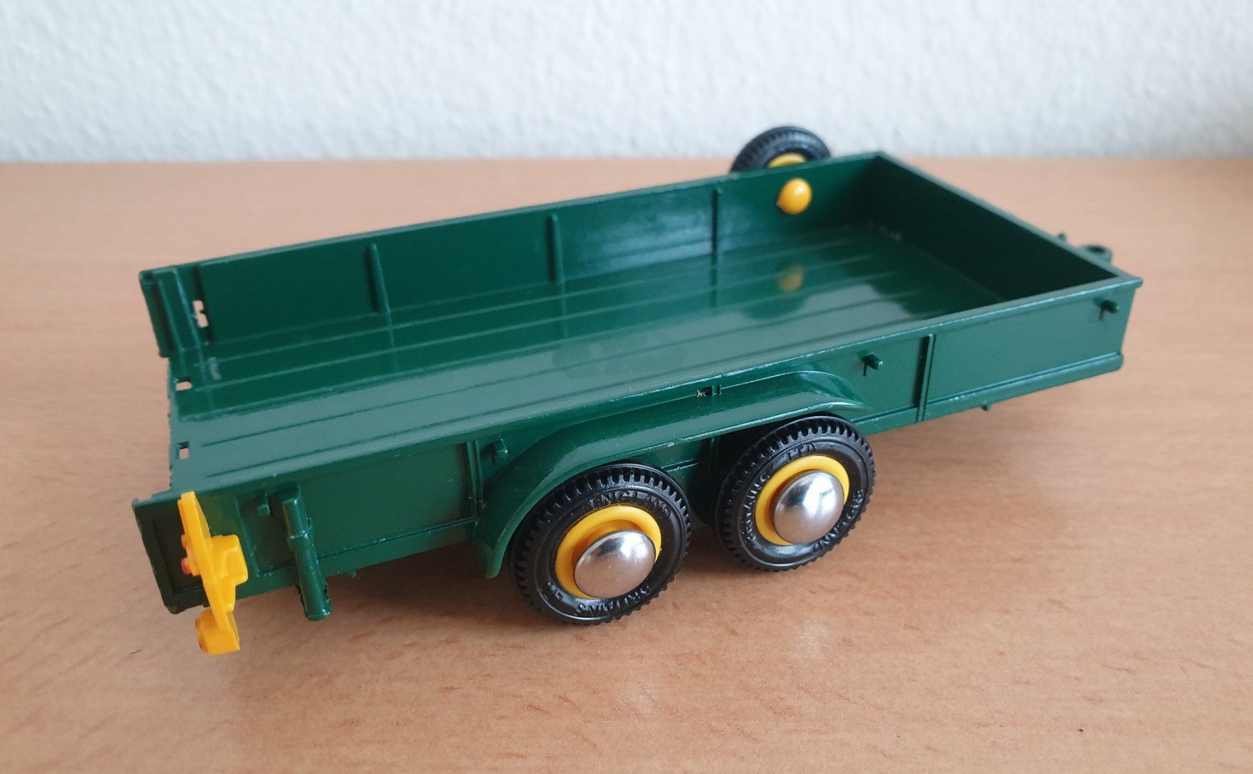 Britains Modellini d'auto: Britains Salop Trailer 9533 von 1981 1:32 Mint, aber.... – Nuovo (secondo la descrizione) da Wallisellen venduto da Walter8304 1