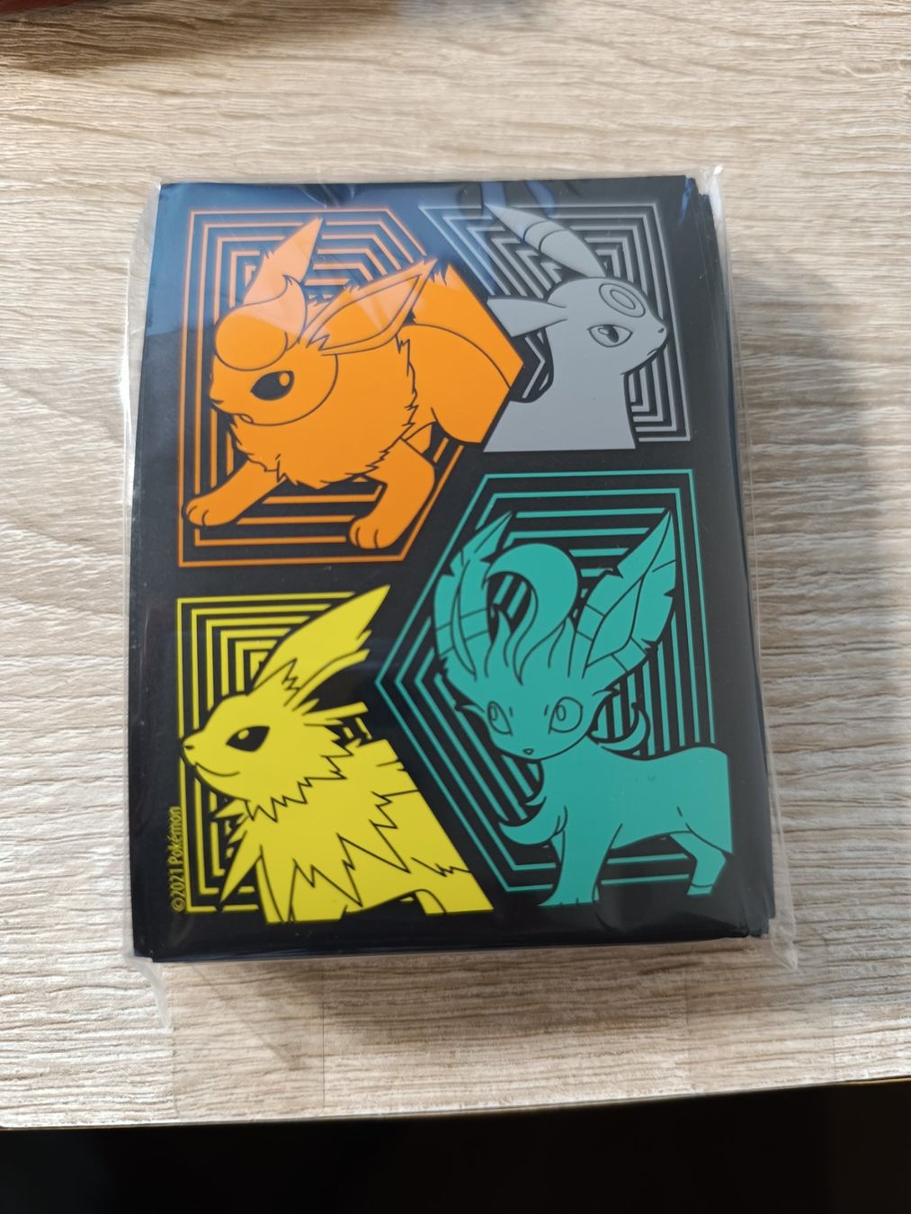 Cartoline: 1x Evolving Skies Sleeves [LUJF artwork] – Usato da Ascona venduto da MitzMuseum