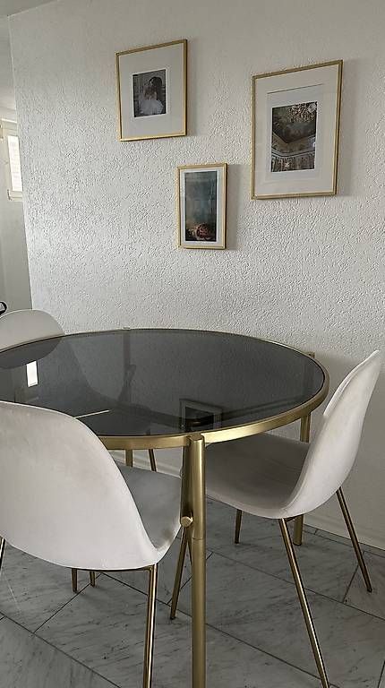 Set di tavolo e panche: Tisch gold mit 4 Stühlen – Usato da Niederbipp venduto da mic_8pws