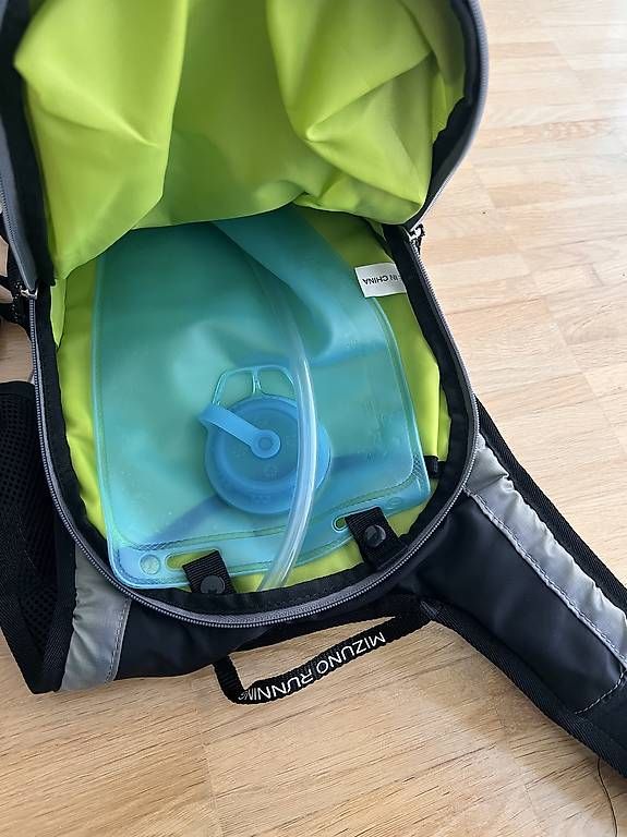 Zaini: Mizuno Laufrucksack 8L – Usato da St. Gallen venduto da ryo83 3