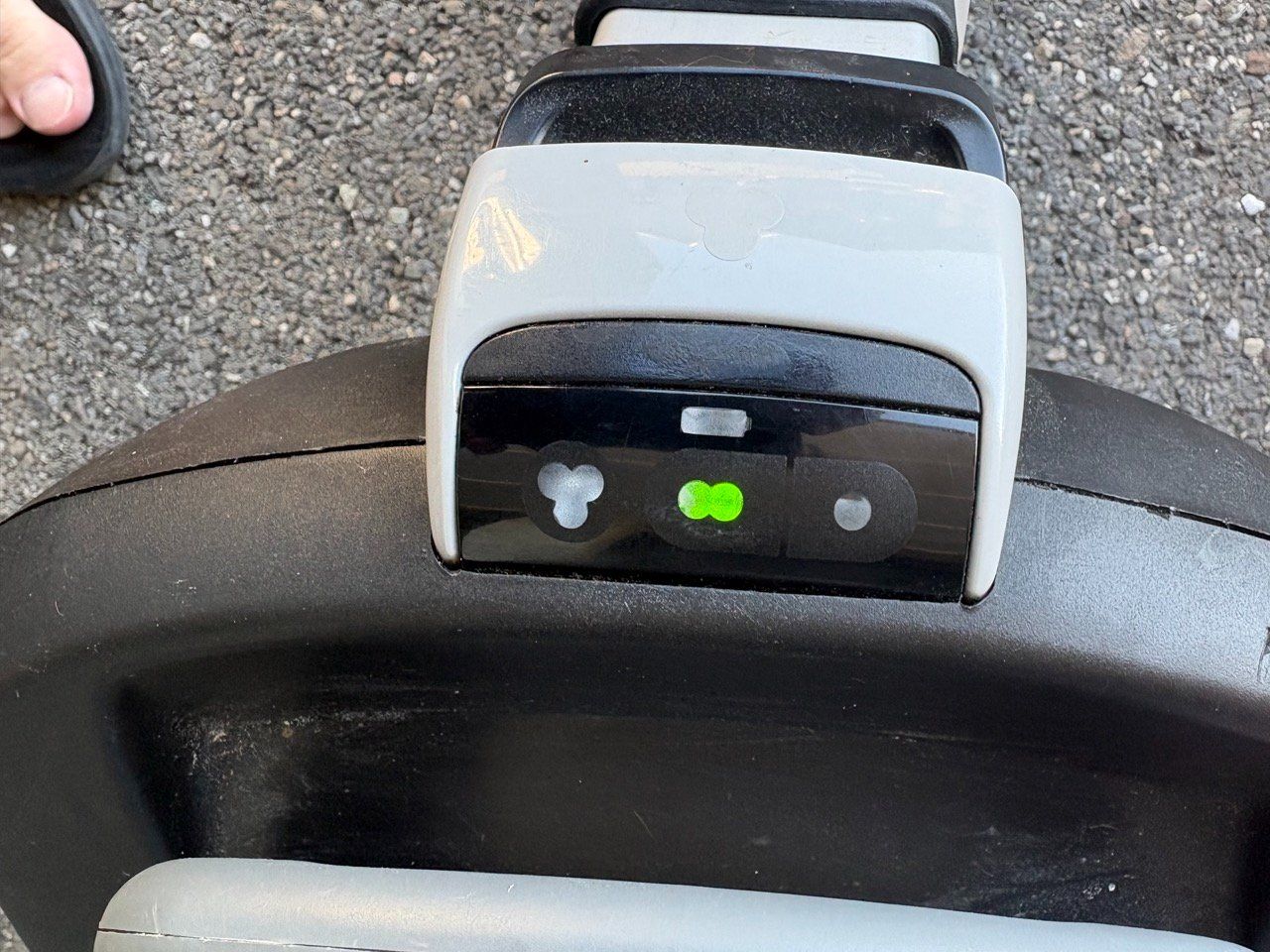Maxi-Cosi Sièges auto: Maxi Cosi FamilyFix mit Isofix – D'occasion à Ruswil par Tigerfighter7 7