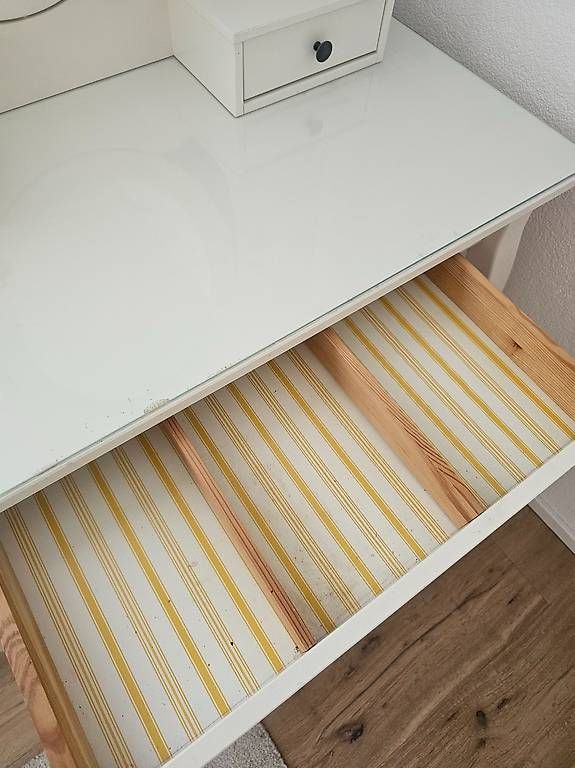 Ikea Tavoli da trucco: Schminktisch Ikea – Usato da safenwil venduto da Nessi2612 2