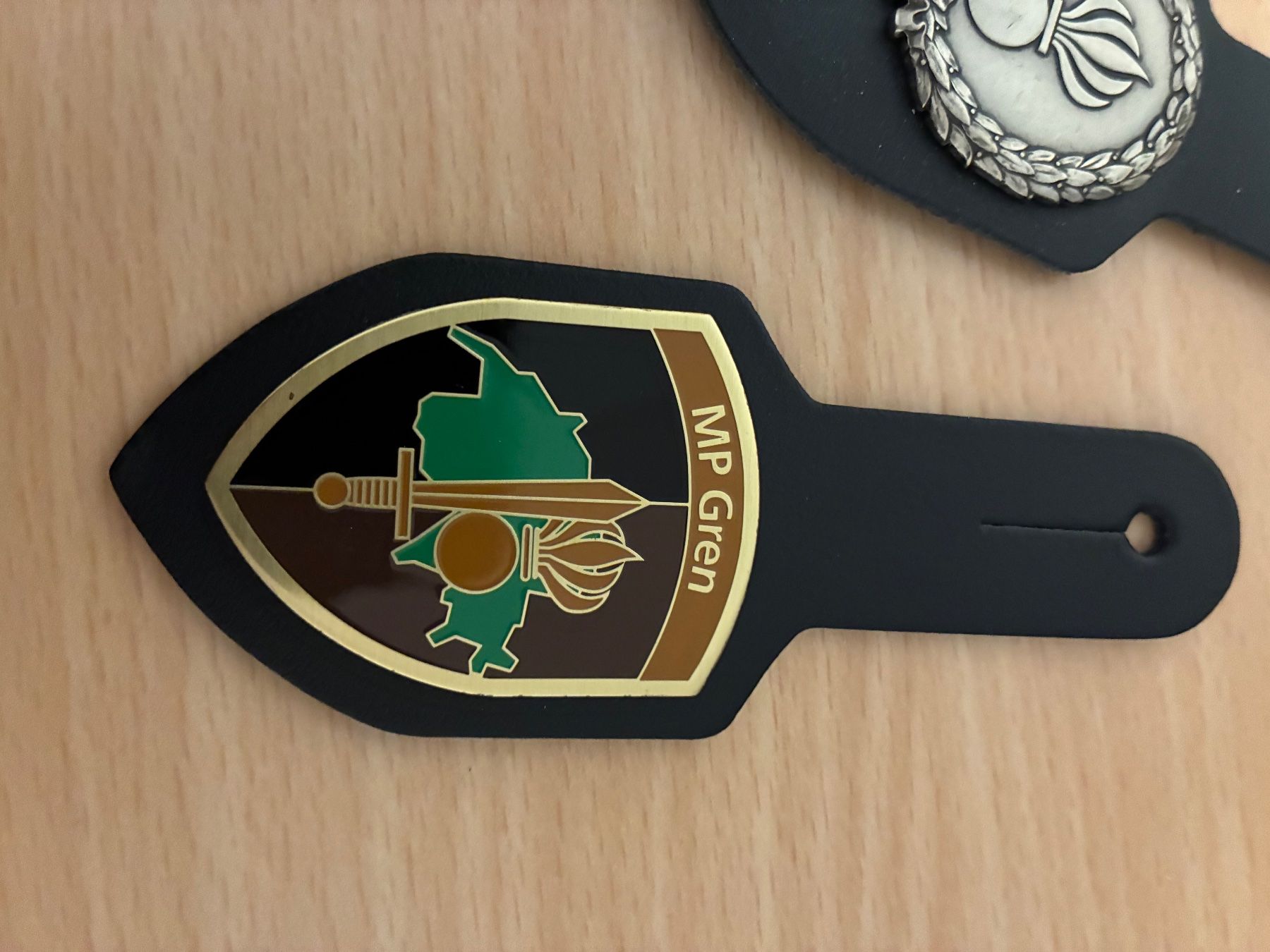 Schweizer Armee Placchette & Badge: brusttaschenanhänger Mp gren – Usato da Oberiberg venduto da reimet