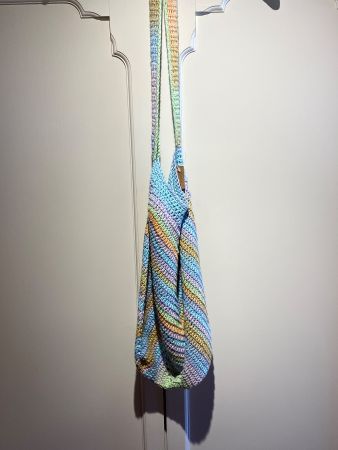 STRAND-/UMHÄNGETASCHE,HANDGEMACHT