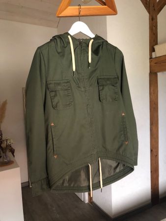 Veste ONLY kaki à capuche taille XS Anorak Parka