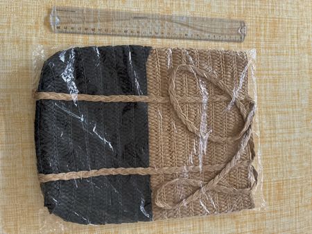 Strohtasche zweifarbig beige schwarz neu in Verpackung