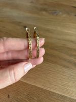 NEU goldfarbene Creolen mit Meander-Muster 4 cm NEU Stecker