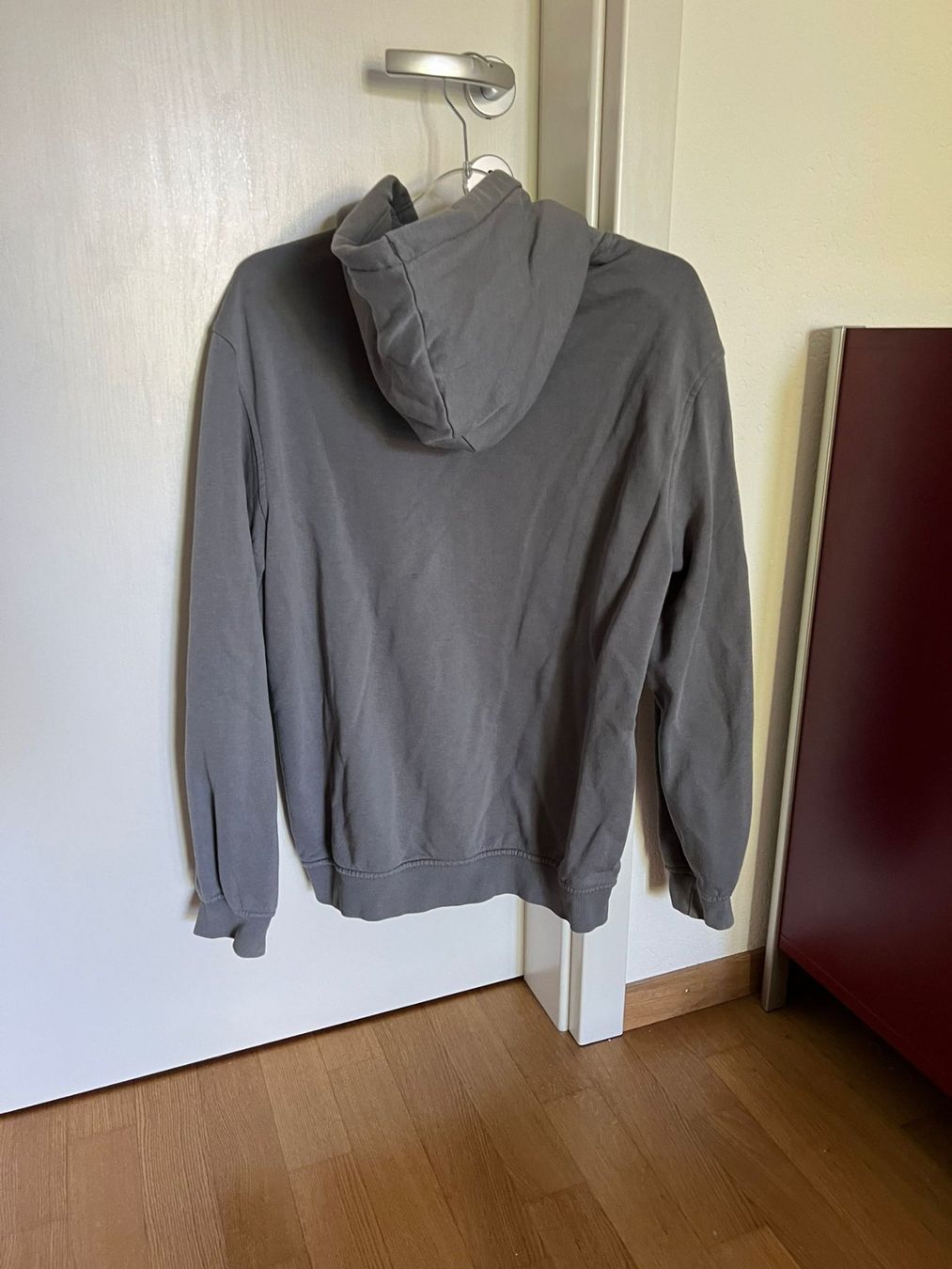 H&M Giacche: H&M Sweatjacke Grau Size S – Usato da Hettlingen venduto da lou_c27x 2