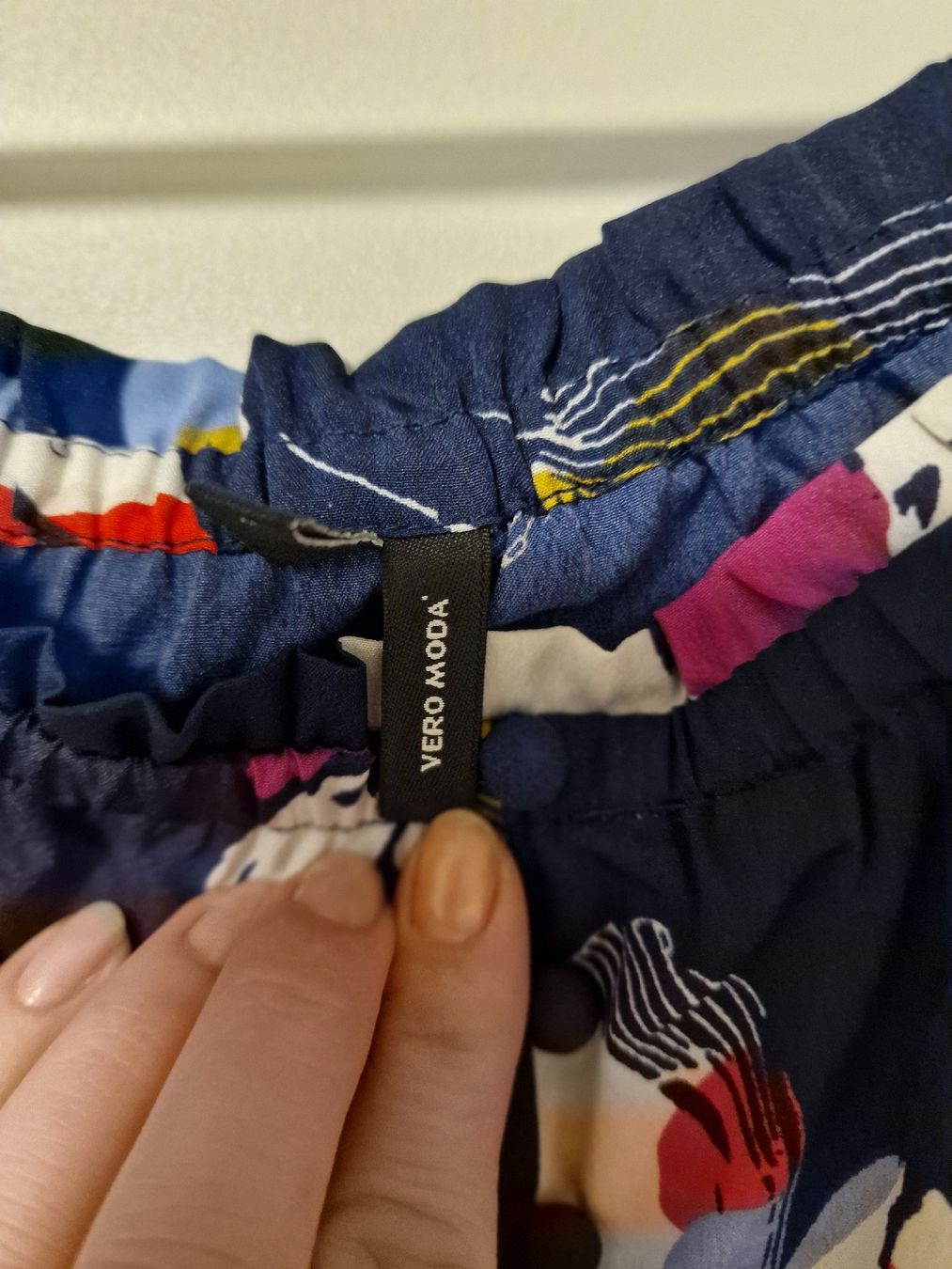 Vero Moda Camicette: Bluse VEROMODA L – Nuovo (secondo la descrizione) da Lyss venduto da kar_vgn2 1