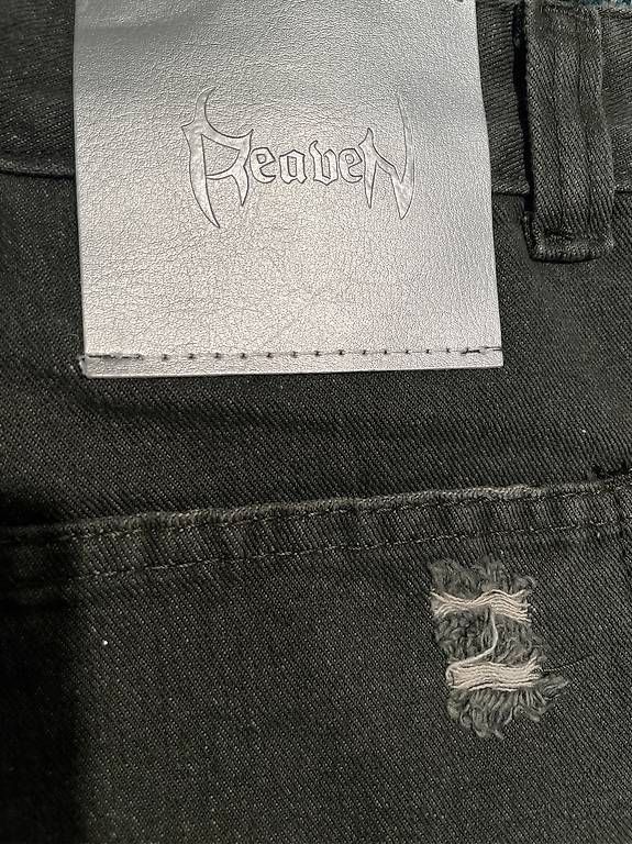 Jeans: Jeans Shorts M – Usato da Basel venduto da Leo_6qtr 4