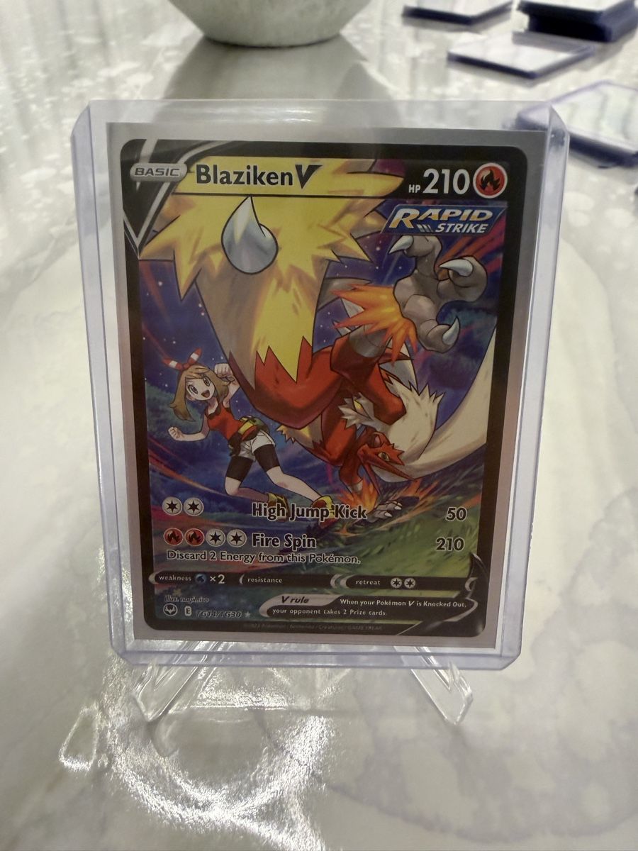 Pokémon Sammelbilder & Trading cards: Blazikan V – Gebraucht aus Spreitenbach von lir_qj52