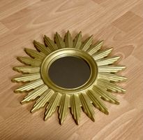 Wand Sonnenspiegel Gold - Durchmesser ca. 30 cm