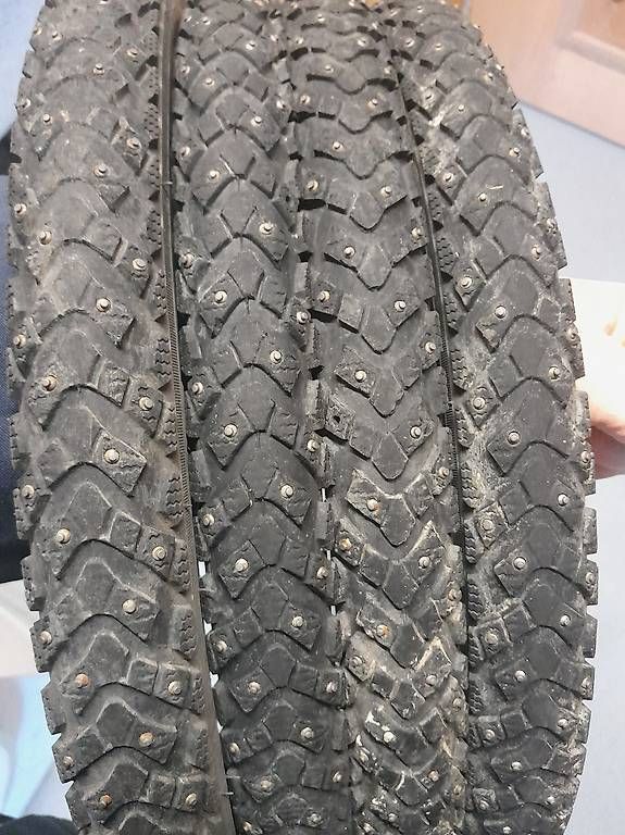 Pezzi di ricambio: Spikes 20 " Veloreifen – Usato da Wasen im Emmental venduto da sadsdla 3