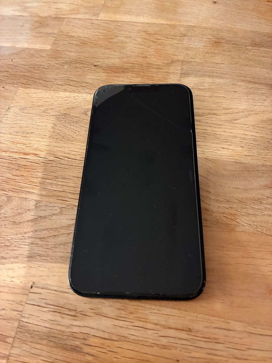 Apple Telefoni cellulari / Smartphones: iPhone 13 128 go – Usato da Chêne Bourg venduto da jen_l2dl 1
