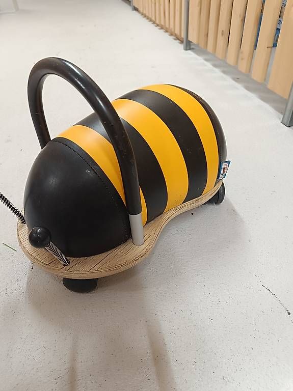 Véhicules pour enfants: Wheely Bug Bee – D'occasion à Zürich par patriciamano 2