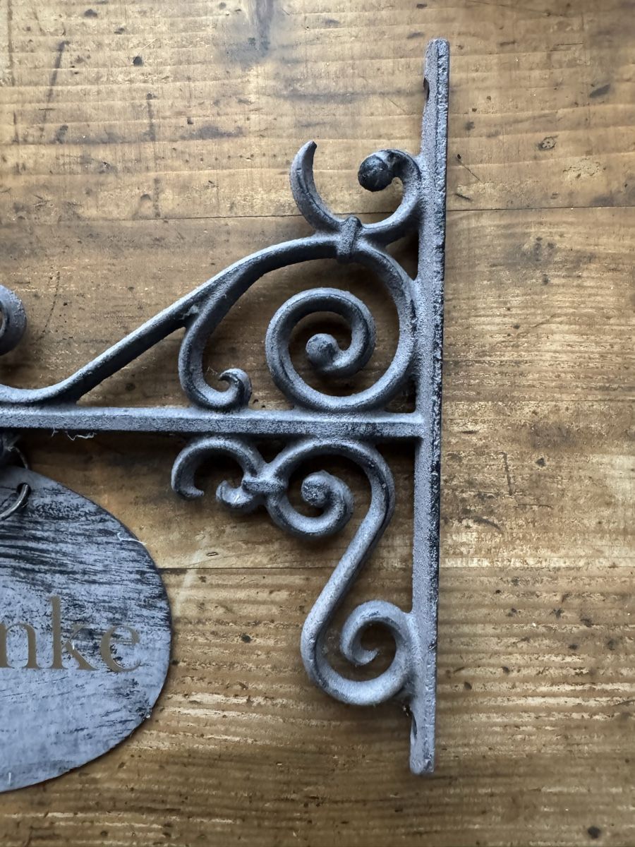 Insegne: Haus- oder Ladenschild, Metallversion mit Seitenarm – Usato da Lotzwil venduto da Tgdromad 4