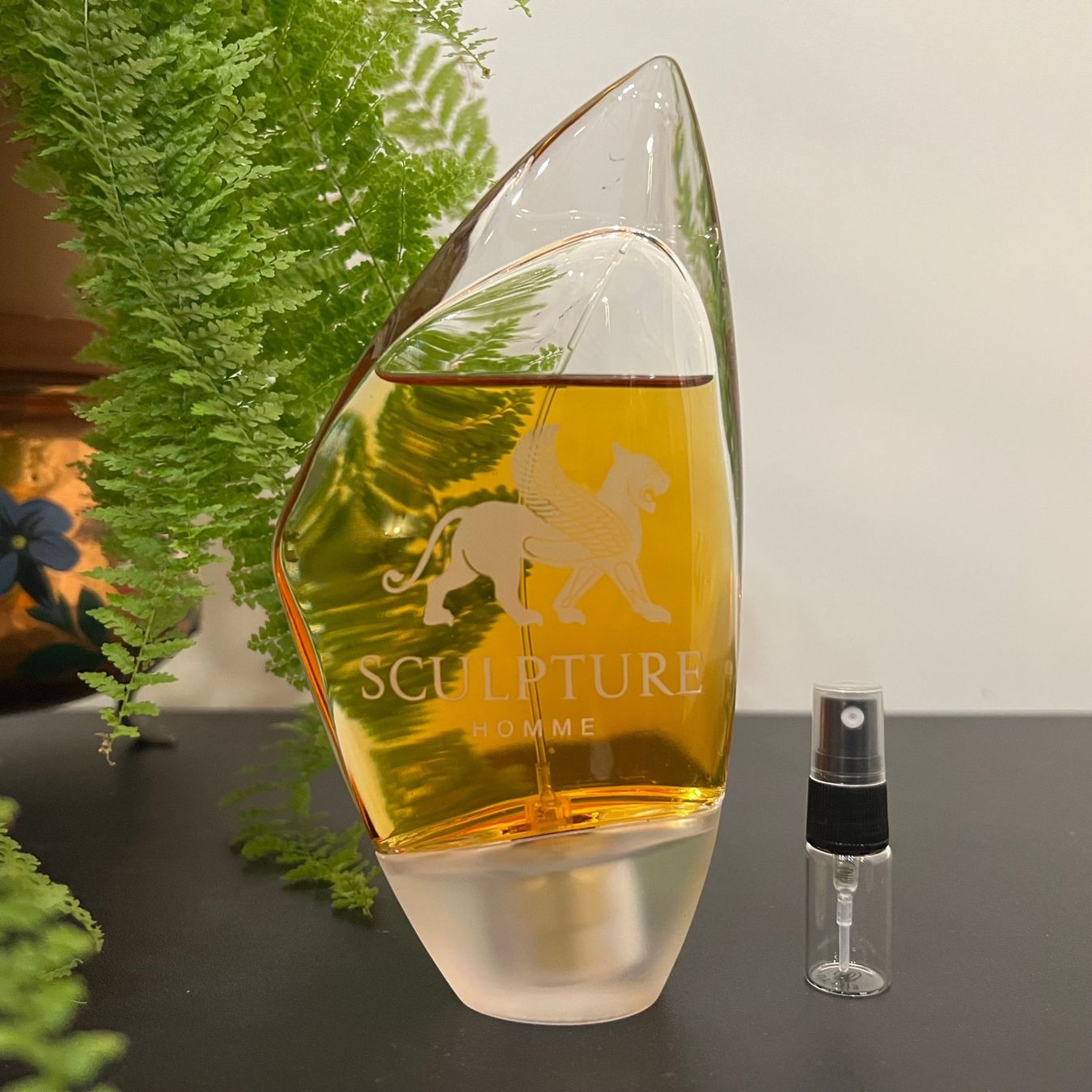 Parfum & Eau de Toilette: Nikos Sculpture Gods Night 2ml Tester – Neu (gemäss Beschreibung) aus Hüttikon von Yatzu