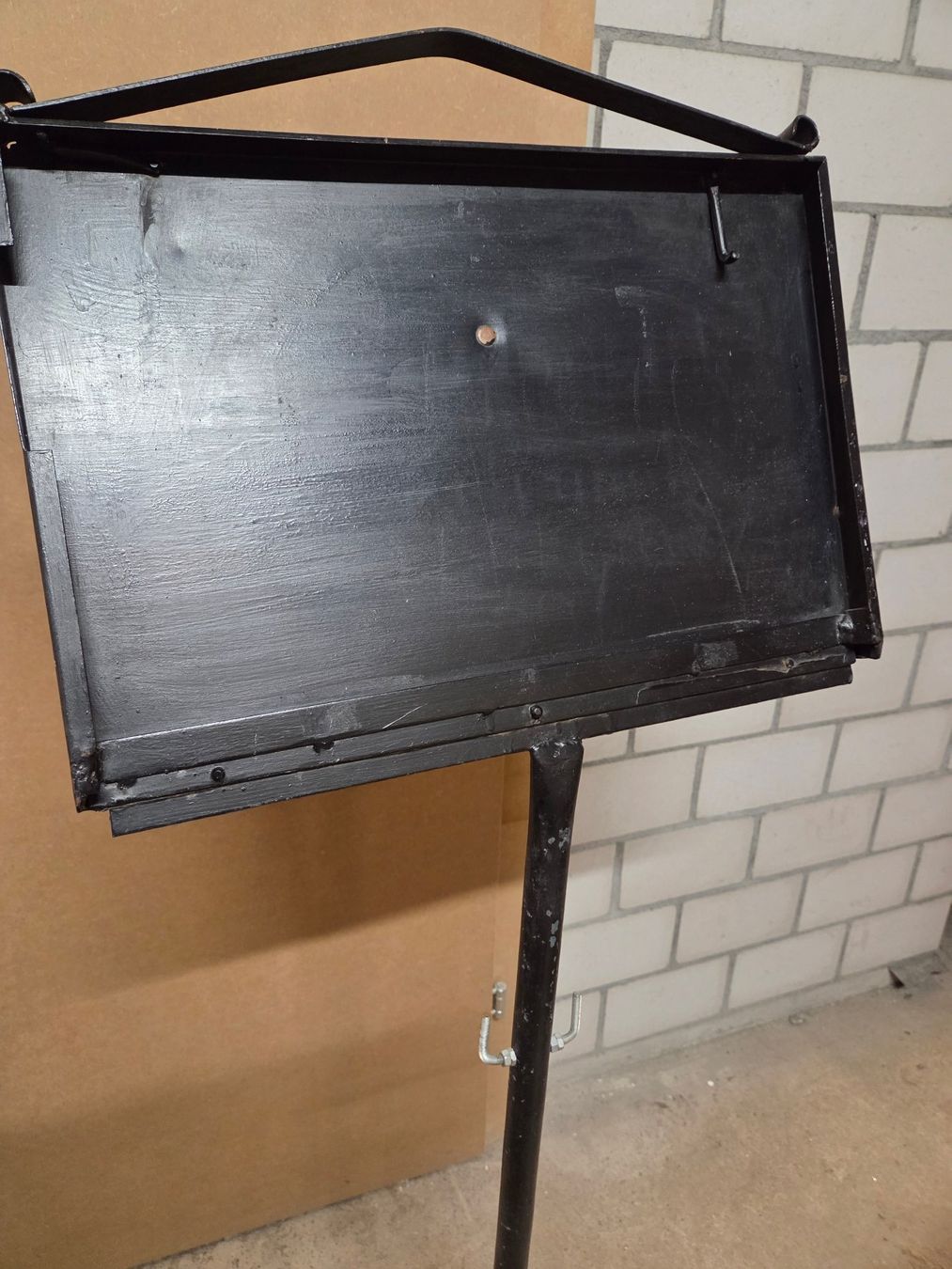 Sonstige Dekorationen & Accessoires: alter Metall Ständer / Menutafel – Gebraucht aus St. Gallen von Razoon77 2