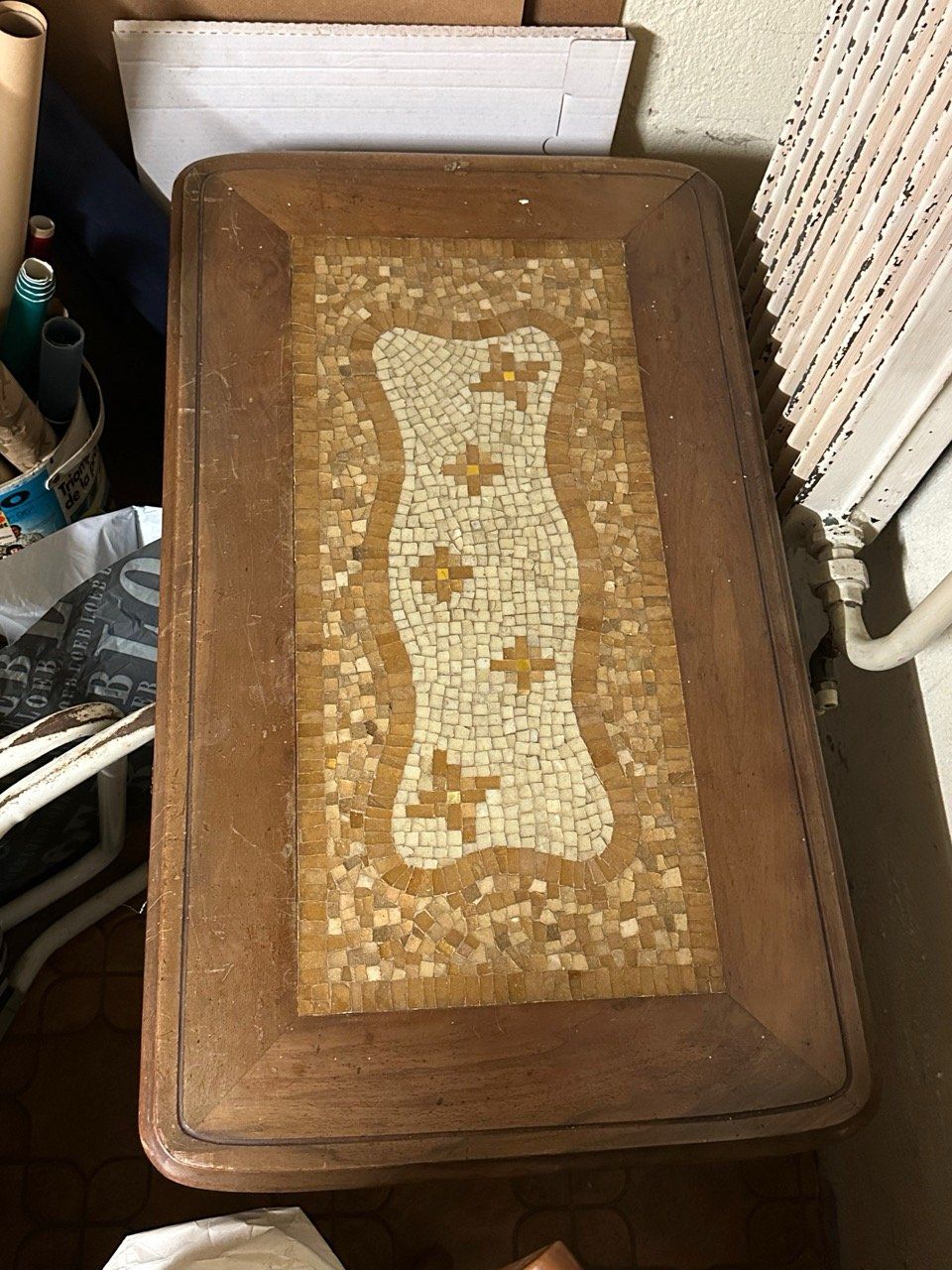 Tables: Mid-Century Mosaik-Couchtisch – D'occasion à Ins par ab_80 2