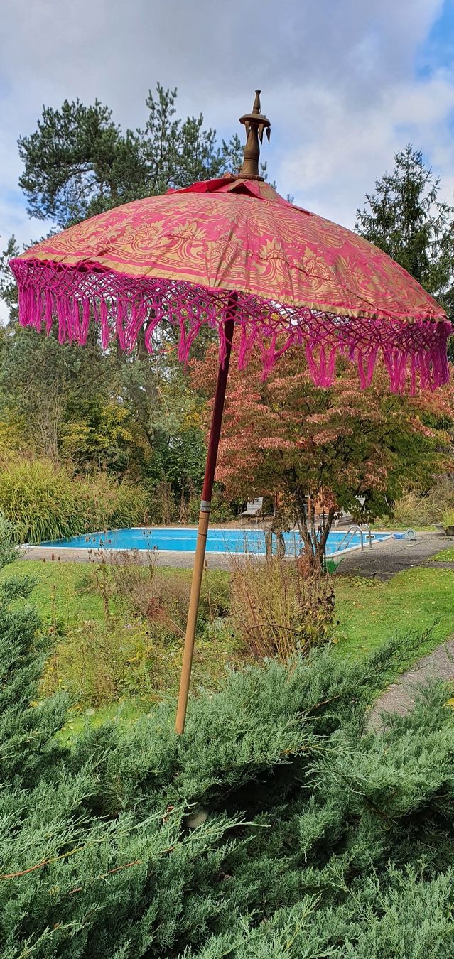 Parasols: Balinesischer Sonnenschirm – D'occasion à Oberönz par bar_yqq5