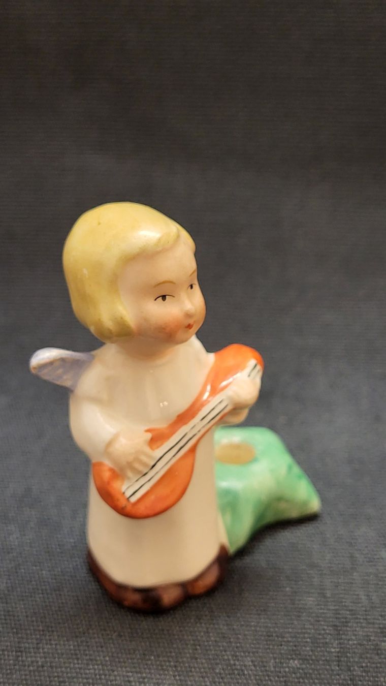 Hummel Statuette: Hummel-Engeli mit Gitarre/ Kerzenständer – Usato da Basel venduto da spinne02 1