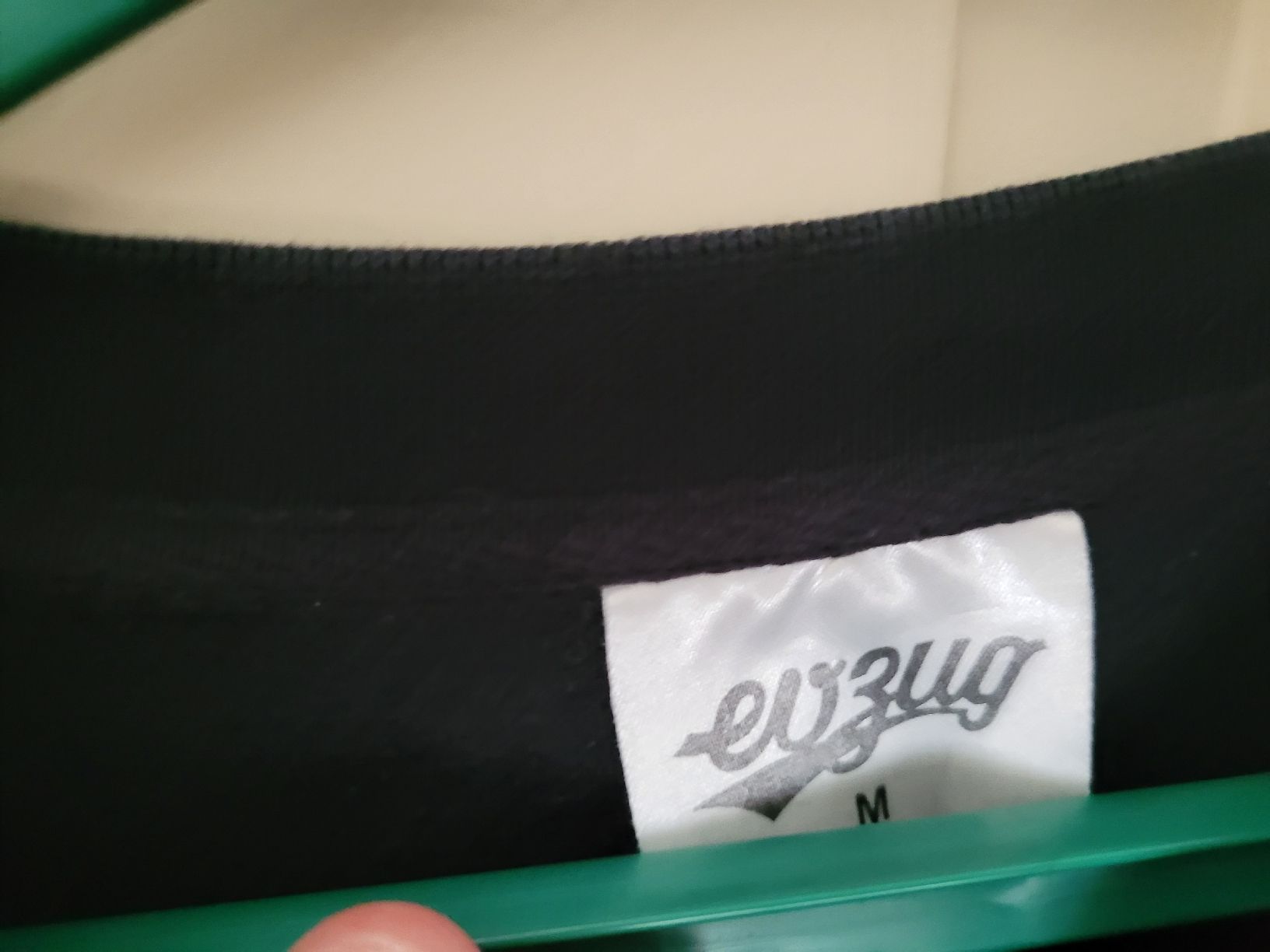 Pullover & Sweatshirts: Pullover EVZ – Gebraucht aus Brig von RaZu39 1