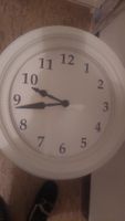 Wanduhr mit Ziffern von Ikea,weiss