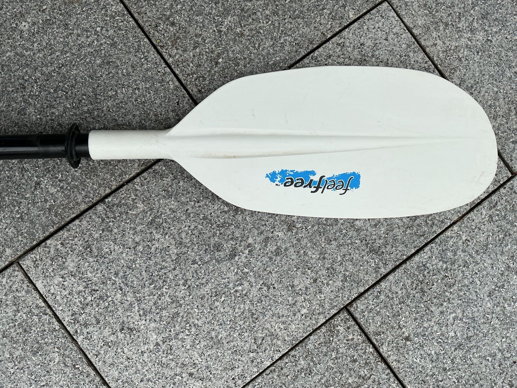 Schlauchboote, Kajaks & Kanus: Kayak Paddel 2-teilig – Gebraucht aus Binningen von bea_bxn8 1