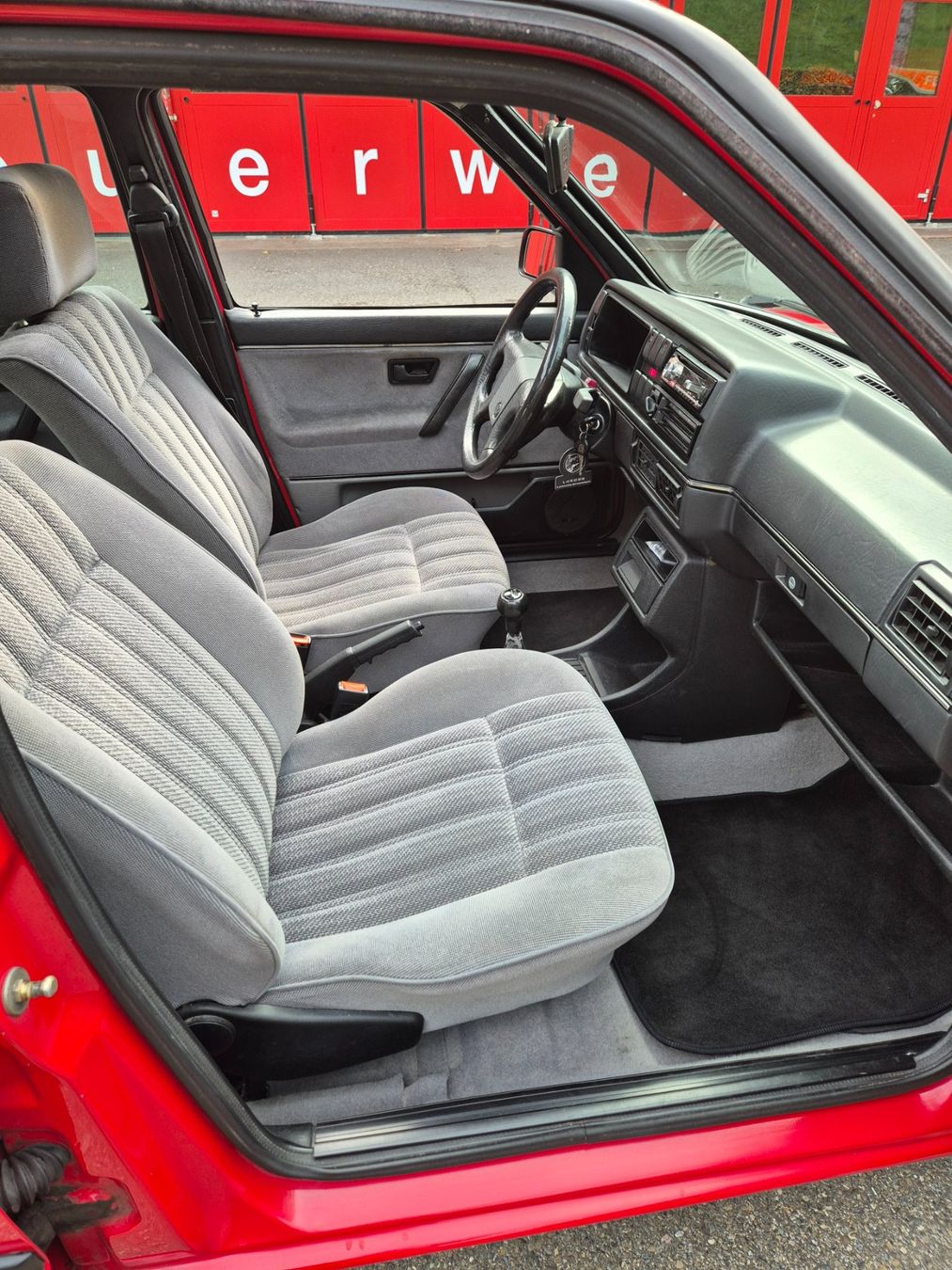 VW Automobili: vw golf 2 1.8 (Frisch mfk) – Usato da St gallen venduto da tas_2vw5 5