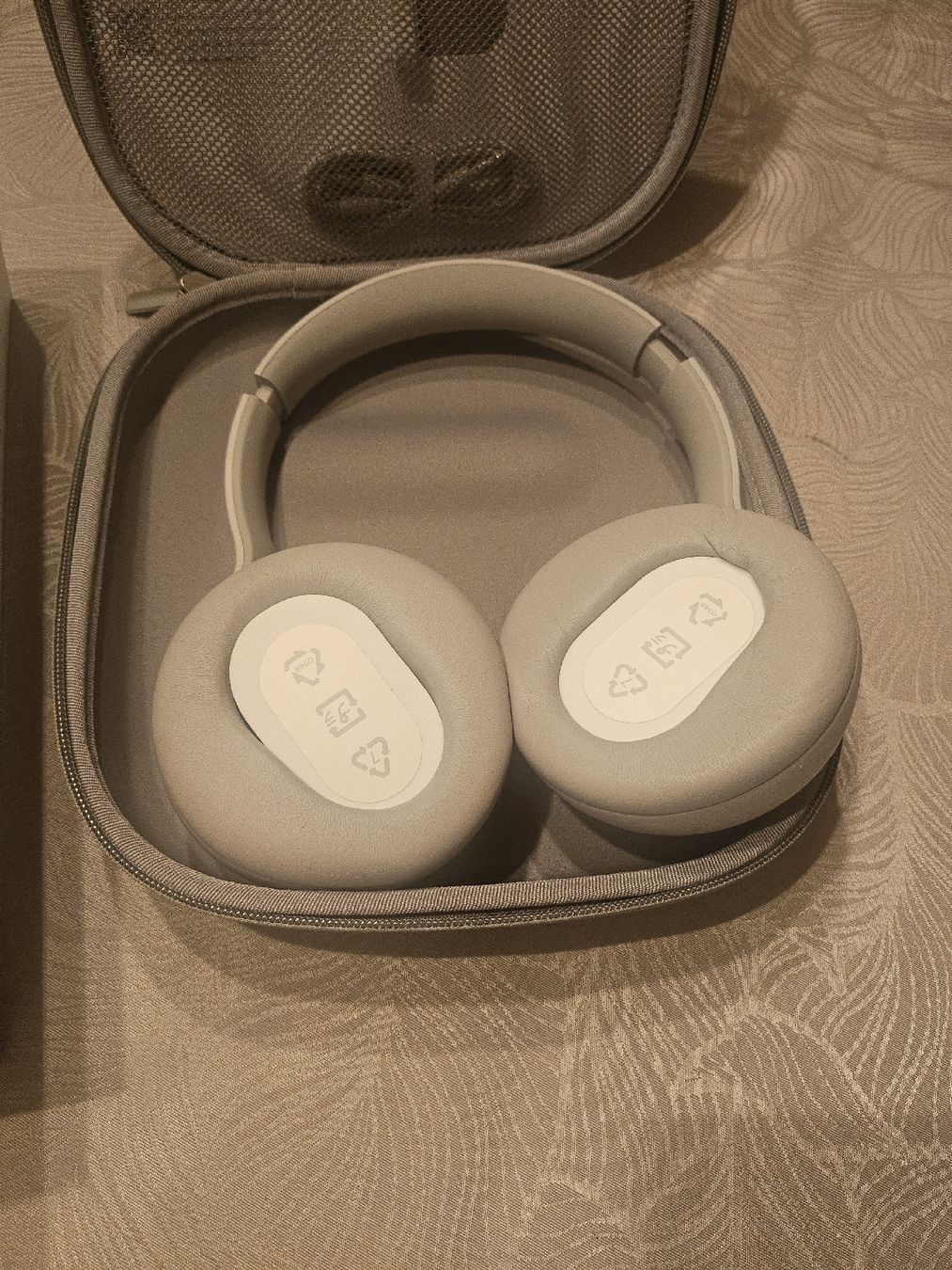 Microsoft Cuffie: Microsoft Surface Headphones 2 – Nuovo (secondo la descrizione) da Kerzers venduto da pas_x9fr 2