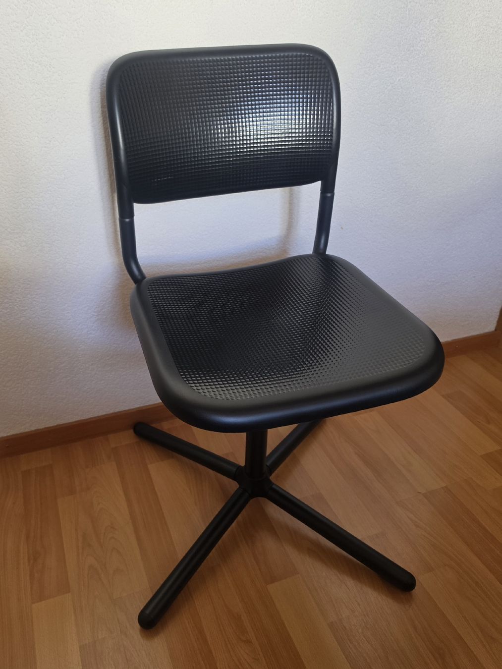 Ikea Sedie: Bürostuhl SMÄLLEN von IKEA – Usato da Gerlafingen venduto da SiM_sch