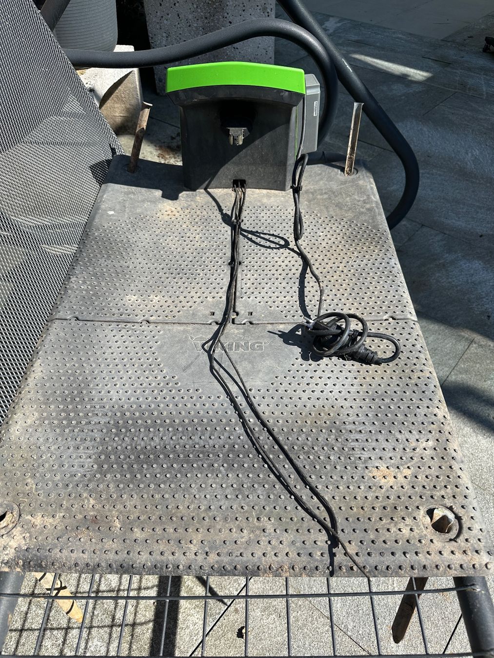 Viking Tagliaerba: Mähroboter - VIKING iMow MI 422 P – Usato da Remetschwil venduto da reb_58p9 2