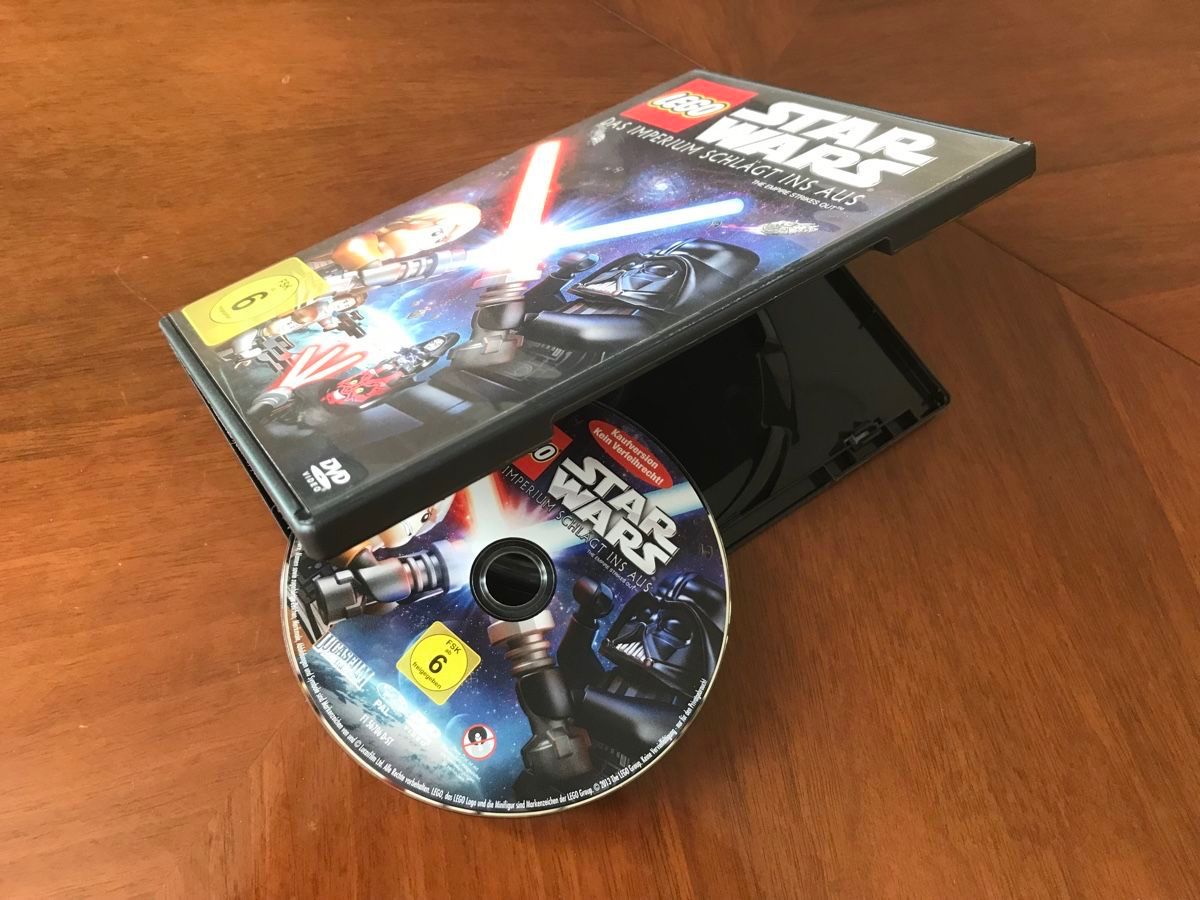 Tutti i DVDs: LEGO STAR WARS – Usato da Laufen venduto da mercedes420