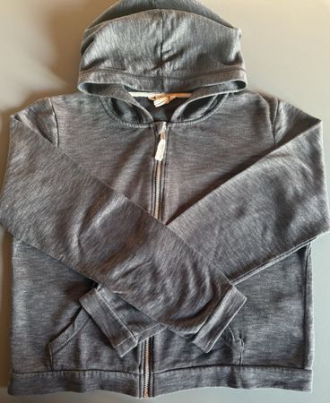 Schwarz-Graue Jacke mit Reissverschluss