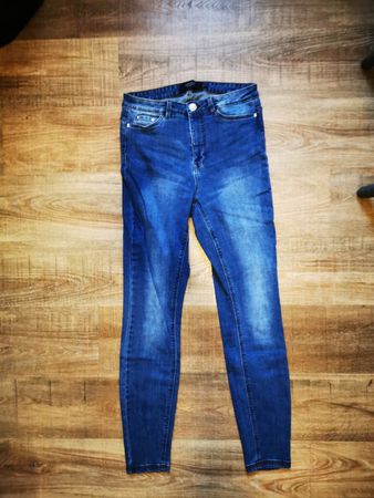 Junarose Jeans von Vero Moda, Top Zustand