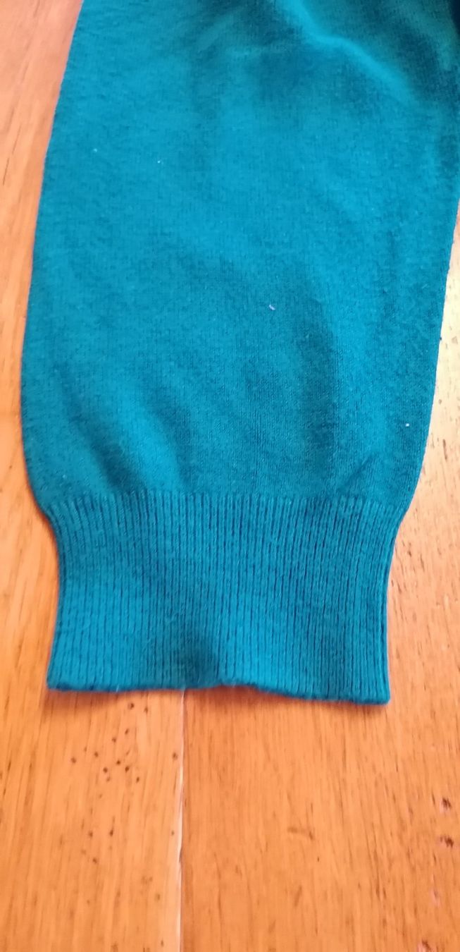Pulls & Sweat-shirts: Pull en maille,haut, pull, lainage – D'occasion à Montcherand par petiteoune75 1