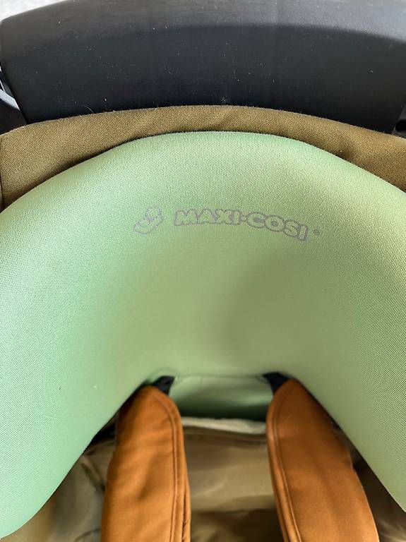 Seggiolini per auto: Kindersitz Maxicosi – Usato da Leuzigen venduto da Zigano 1