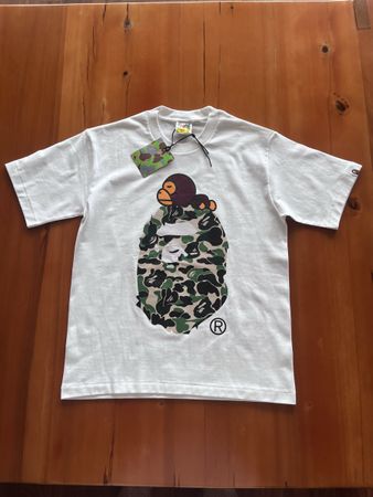 A BATHING APE — T-SHIRT