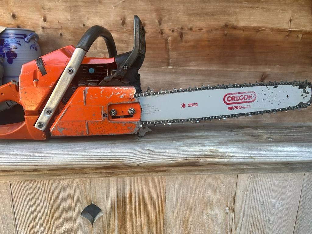 Husqvarna Scies: Husqvarna 372 XP – D'occasion à Richigen par  5