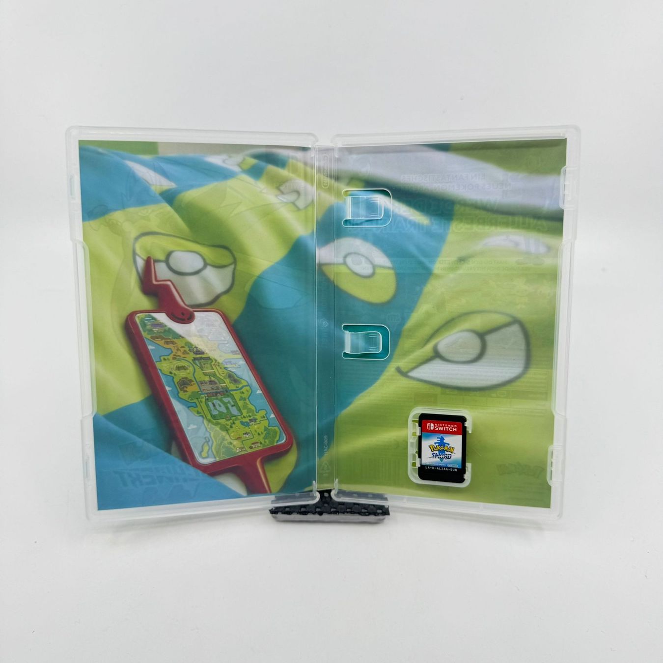 Jeux: Pokemon Schwert (Nintendo Switch) – D'occasion à Herisau par Seyashop1 1