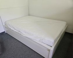 Bett mit 2 grossen Schubladen 140 x 200 cm