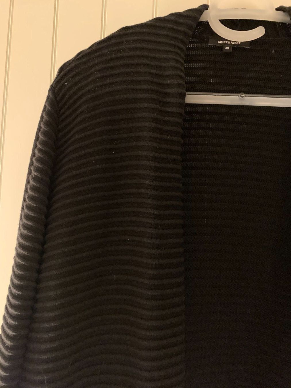 Gilet & Giacche senza maniche: Cardigan noir t.38/40 more&more – Usato da Sion venduto da DayJenn 1