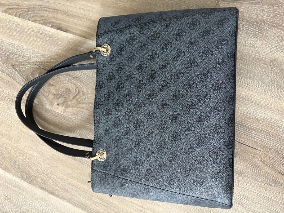 Guess Taschen für Damen: Guess Tasche NOELLE- Shopping Bag - coal – Gebraucht aus Laupen ZH von jim18 1