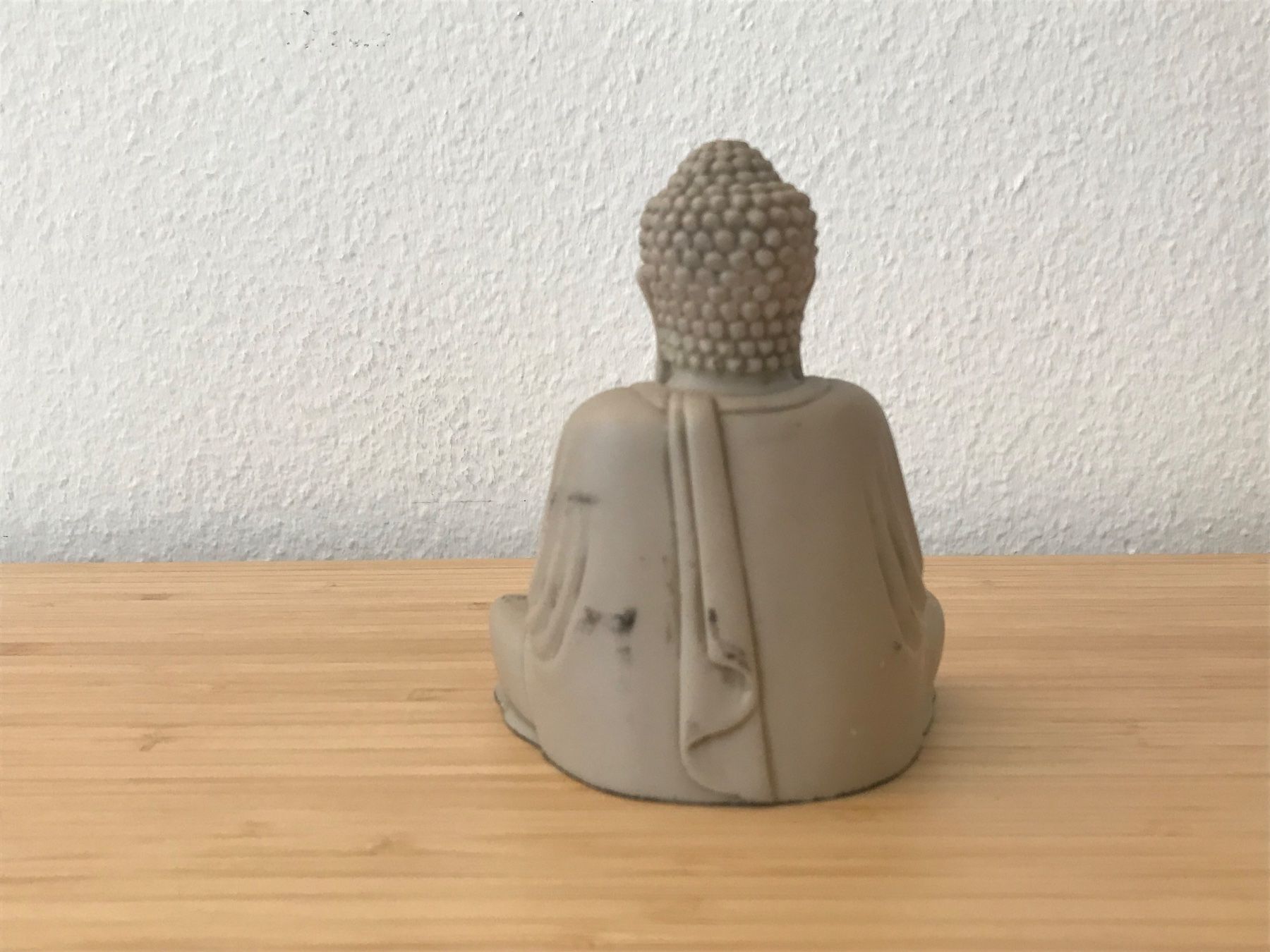 Statuette: Buddha Figur sitzend hellbraun Kunststoff – Usato da Zürich venduto da tan_gp95 2