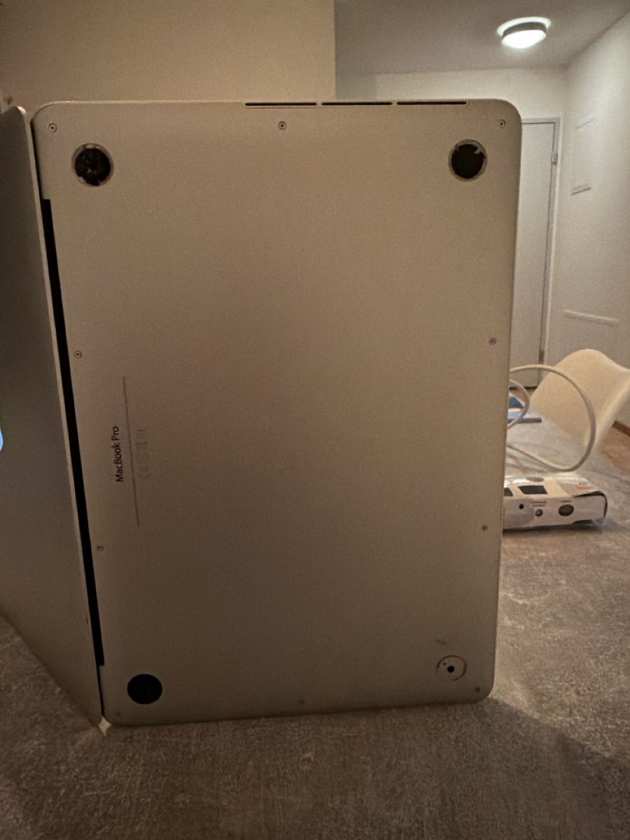 Apple Notebook: Mac Book Pro 2015 – Usato da Jona venduto da rem_kf95 1